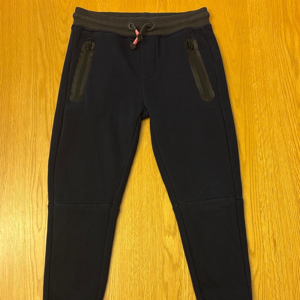 Boys Navy Sweatpants size 6-7 years